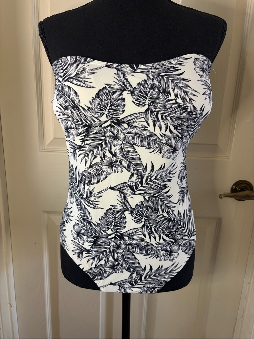 Shasa Strapless Tropical Leaf Print Swimsuit